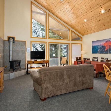 Falcons Nest Yosemite West Exterior photo
